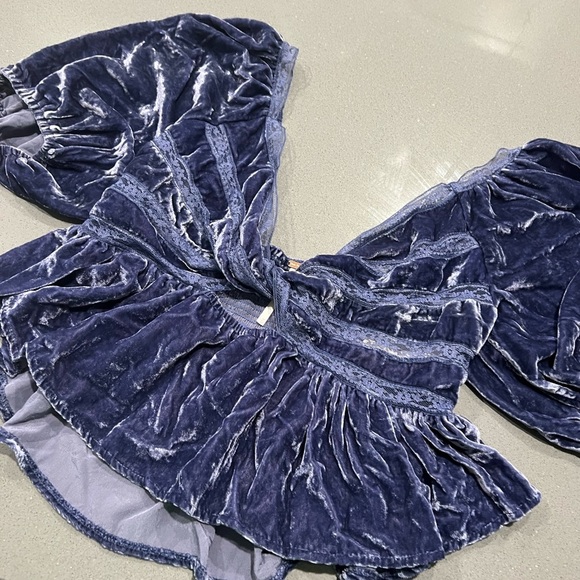 Free people velvet  Twist-Front Blue Top - Picture 9 of 12